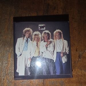 Vintage 1980's Alien Shoes - Platinum Blonde - Pinback Button Pin